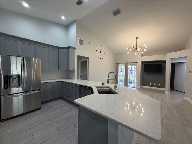 9405 POSEN PLACE, Tampa, FL 33635