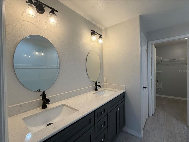 9405 POSEN PLACE, Tampa, FL 33635