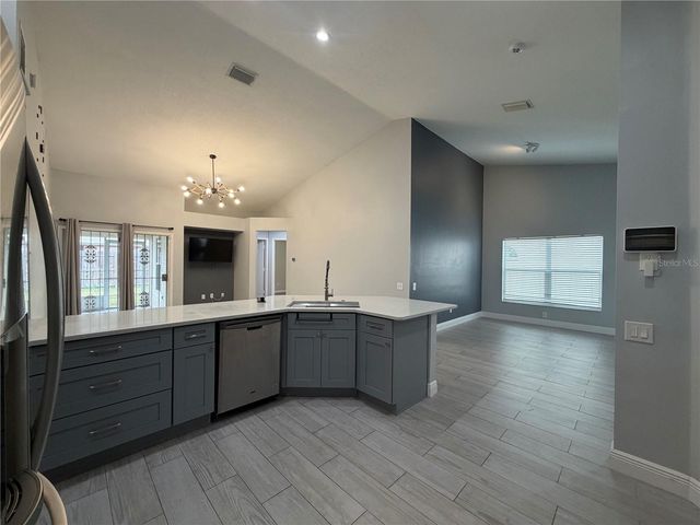 9405 POSEN PLACE, Tampa, FL 33635