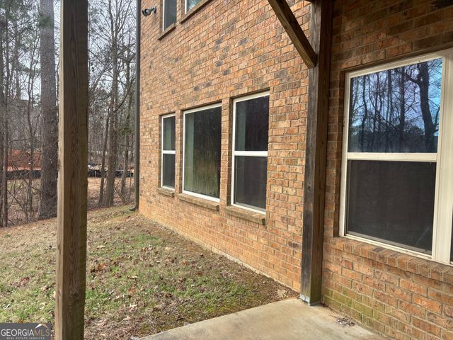 2525 Lake Erma Drive, Hampton, GA 30228