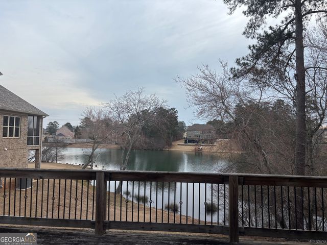 2525 Lake Erma Drive, Hampton, GA 30228