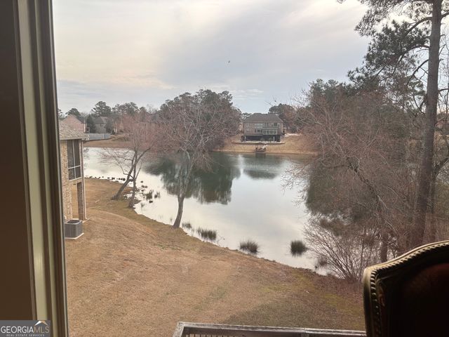 2525 Lake Erma Drive, Hampton, GA 30228