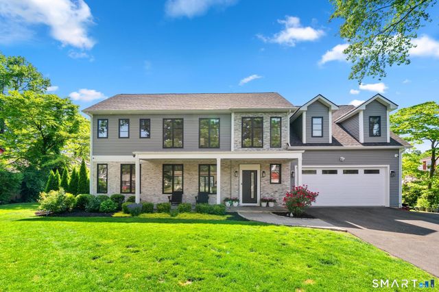 7 Waterside Lane, West Hartford, CT 06107