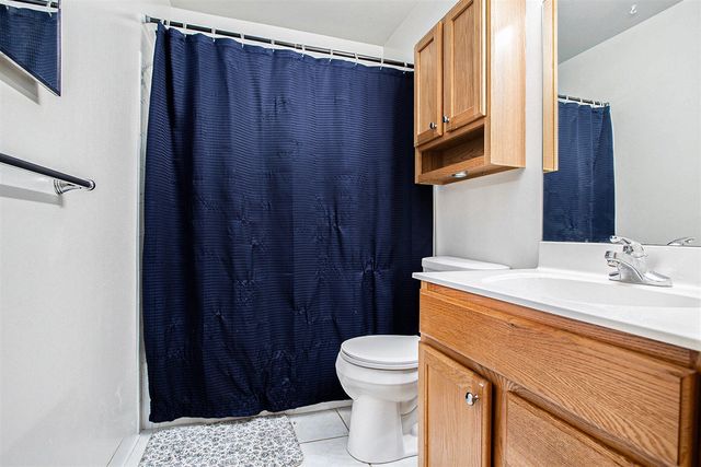 133 Country Club Terrace, Battle Creek, MI 49015