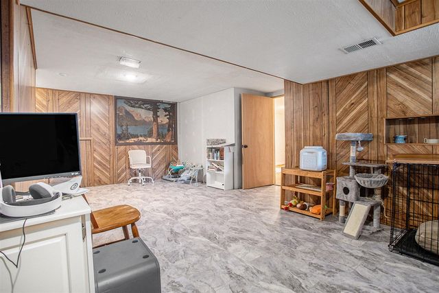 133 Country Club Terrace, Battle Creek, MI 49015