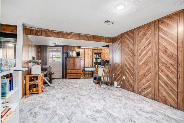 133 Country Club Terrace, Battle Creek, MI 49015