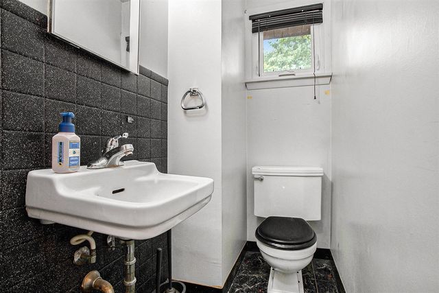 133 Country Club Terrace, Battle Creek, MI 49015