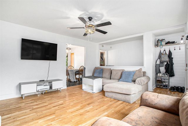 133 Country Club Terrace, Battle Creek, MI 49015