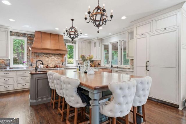 630 Danas Ridge Drive, Roswell, GA 30075