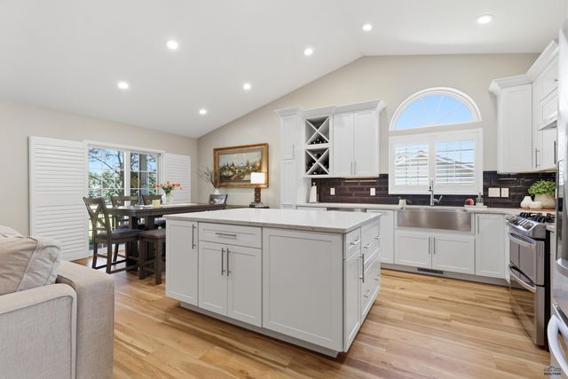 3422 WILLOWBEND RD, Rapid City, SD 57703