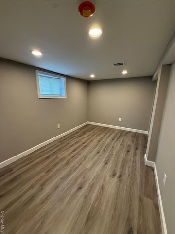 1068 Connetquot Avenue, Central Islip, NY 11722