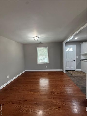 1068 Connetquot Avenue, Central Islip, NY 11722