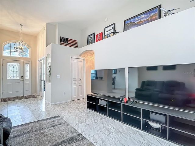 18902 SAINT LAURENT DRIVE, Lutz, FL 33558