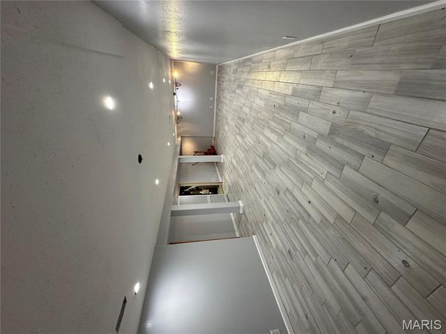 660 Crabapple Lane, Florissant, MO 63031