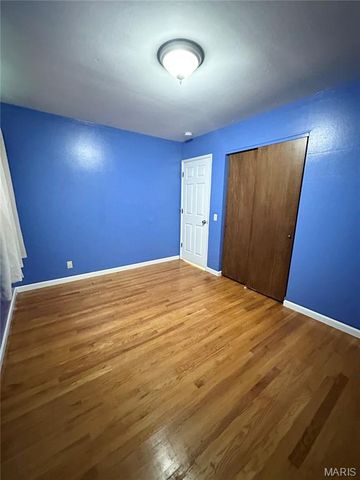 660 Crabapple Lane, Florissant, MO 63031