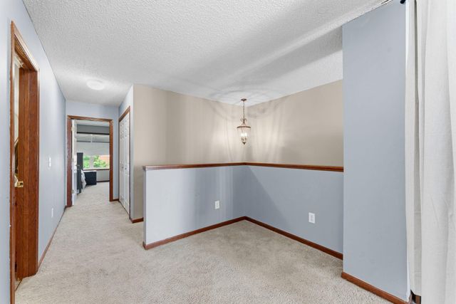 15648 Emerald Drive N 2, Hugo, MN 55038