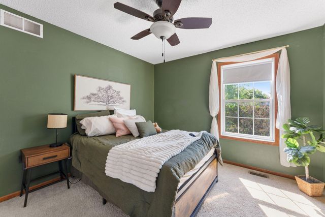 15648 Emerald Drive N 2, Hugo, MN 55038