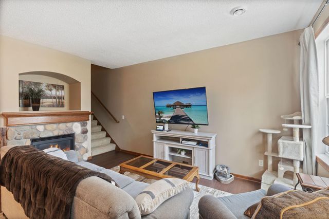 15648 Emerald Drive N 2, Hugo, MN 55038