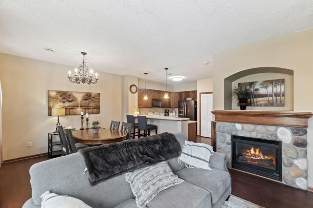 15648 Emerald Drive N 2, Hugo, MN 55038