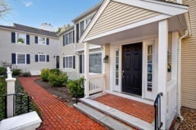 727 Main St F3, Barnstable, MA 02655