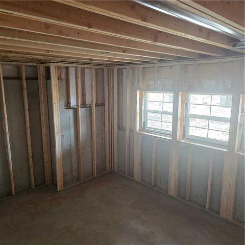 22212 W 82nd Terrace, Lenexa, KS 66220