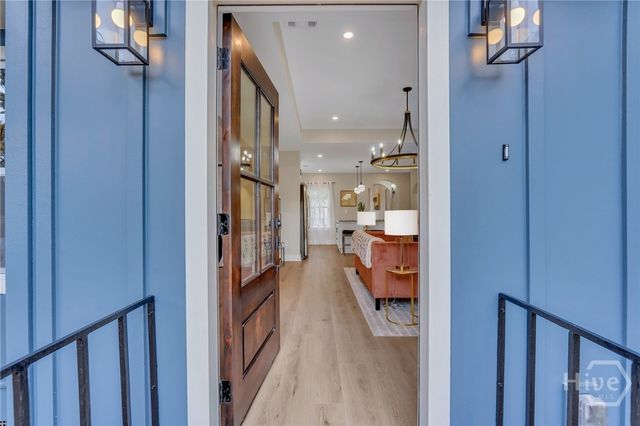 402 E 57th Street, Savannah, GA 31405