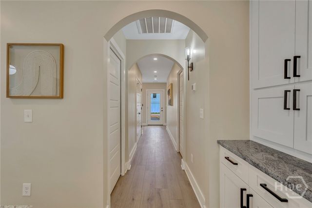 402 E 57th Street, Savannah, GA 31405