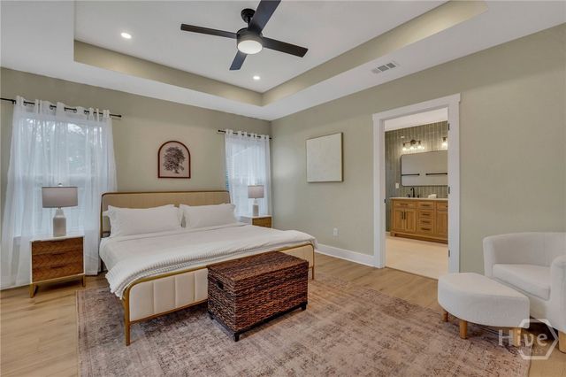 402 E 57th Street, Savannah, GA 31405