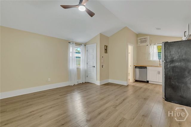 402 E 57th Street, Savannah, GA 31405