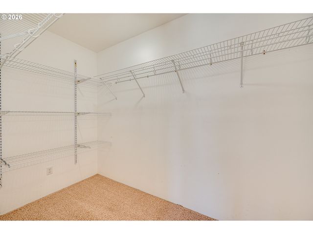 351 BUTTE HILL Rd, Woodland, WA 98674