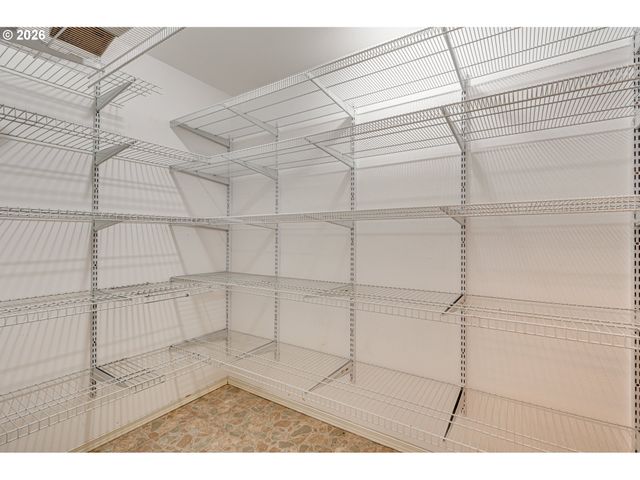 351 BUTTE HILL Rd, Woodland, WA 98674