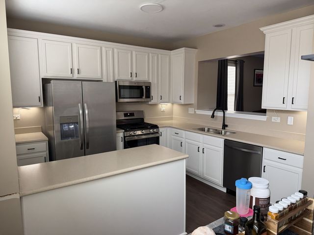 3401 Kentshire Circle, Aurora, IL 60504
