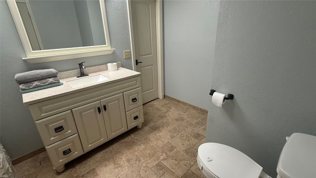 1356 Kerry Lane, Azle, TX 76020