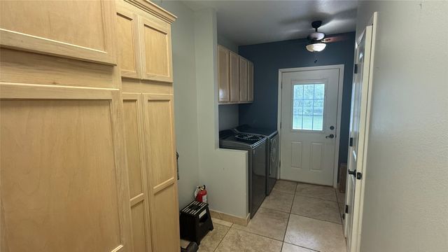 1356 Kerry Lane, Azle, TX 76020
