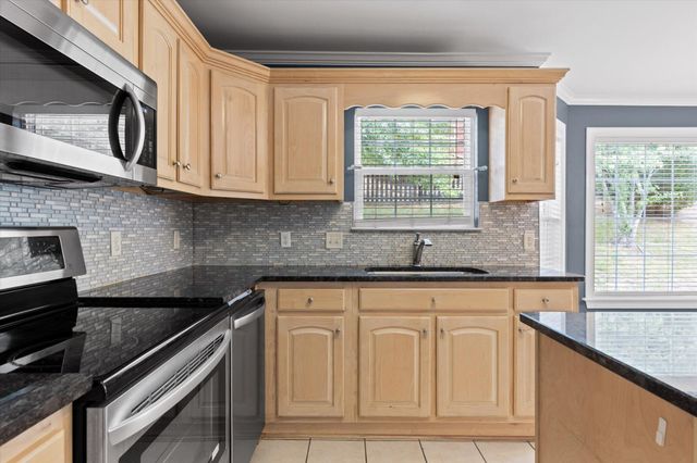5775 Crooked Creek Drive, Ooltewah, TN 37363