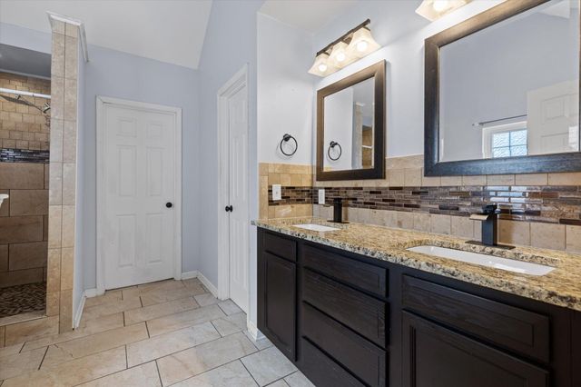 5775 Crooked Creek Drive, Ooltewah, TN 37363