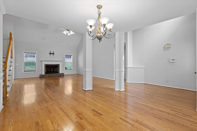 5775 Crooked Creek Drive, Ooltewah, TN 37363