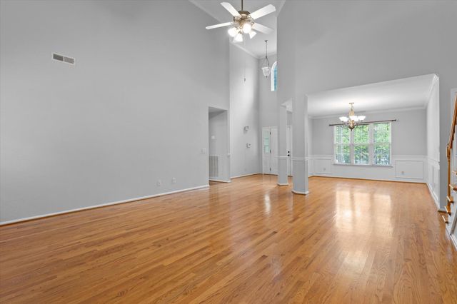 5775 Crooked Creek Drive, Ooltewah, TN 37363