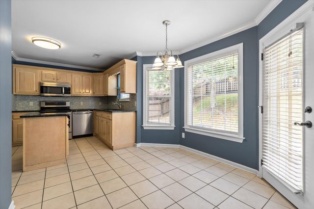 5775 Crooked Creek Drive, Ooltewah, TN 37363