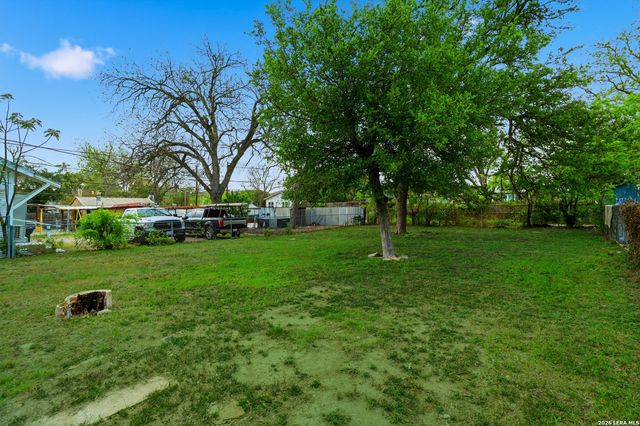 1214 E Drexel Ave, San Antonio, TX 78210