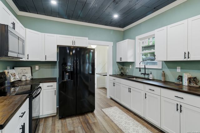 1214 E Drexel Ave, San Antonio, TX 78210