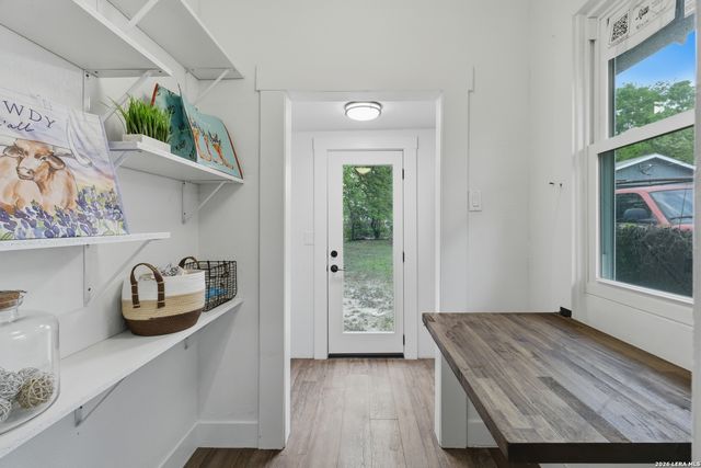 1214 E Drexel Ave, San Antonio, TX 78210