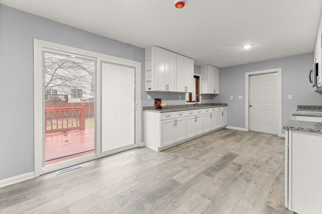 105 Coolspring Circle, Michigan City, IN 46360