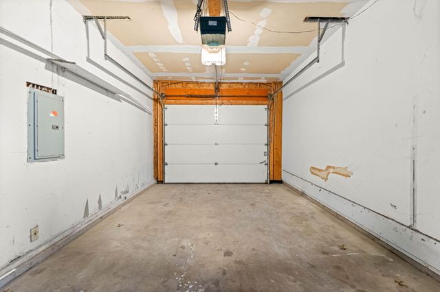 105 Coolspring Circle, Michigan City, IN 46360