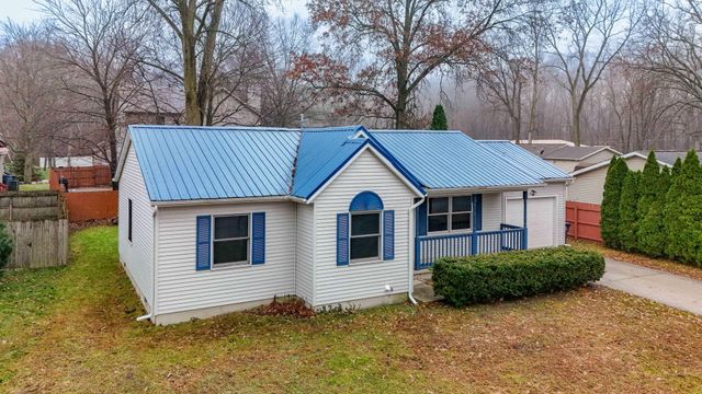 105 Coolspring Circle, Michigan City, IN 46360