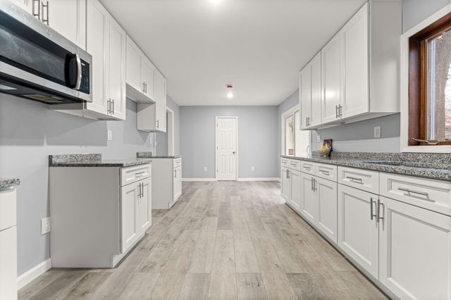 105 Coolspring Circle, Michigan City, IN 46360