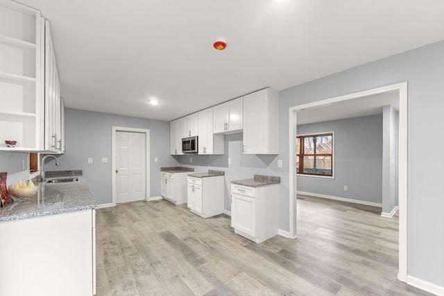 105 Coolspring Circle, Michigan City, IN 46360