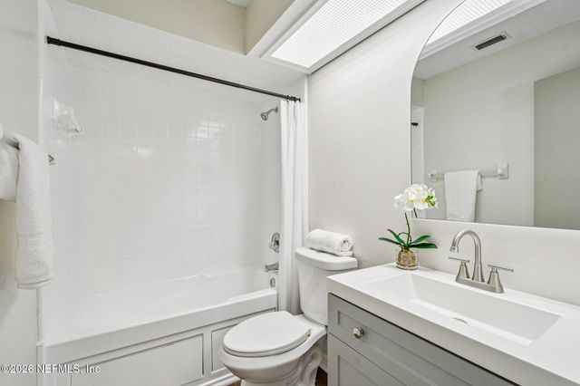 1347 BEE Street W, Orange Park, FL 32065