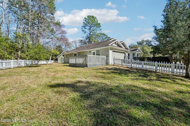 1347 BEE Street W, Orange Park, FL 32065