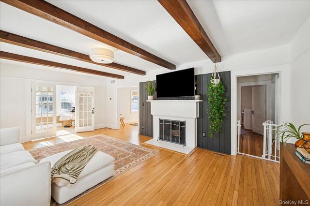 36 Atlantic Avenue, Blue Point, NY 11715